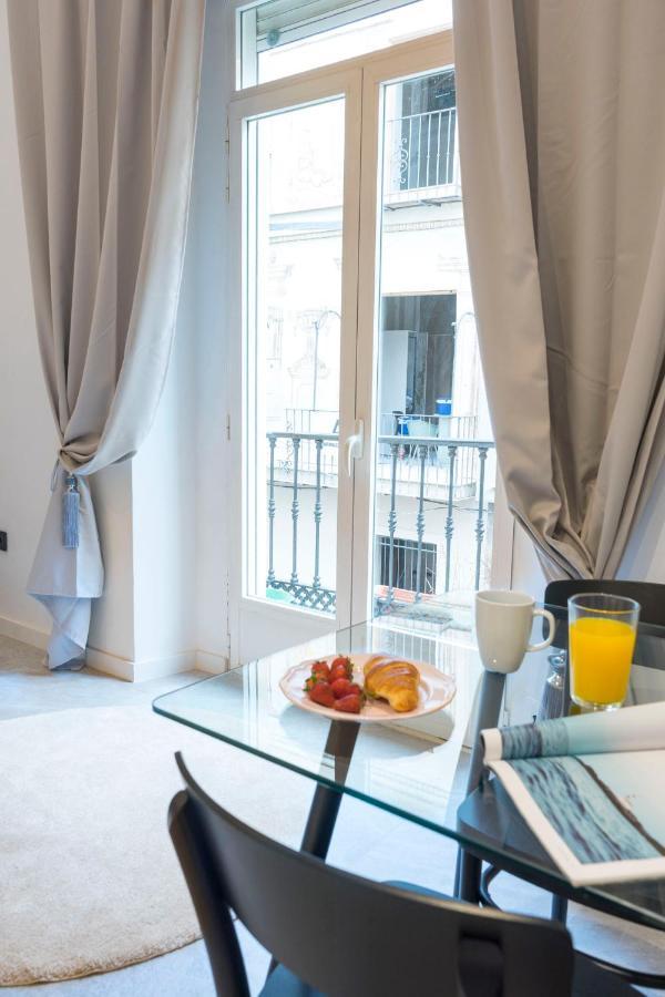 דירות Acogedor Apartamento En Pleno Centro De Malaga By Sharingco מראה חיצוני תמונה